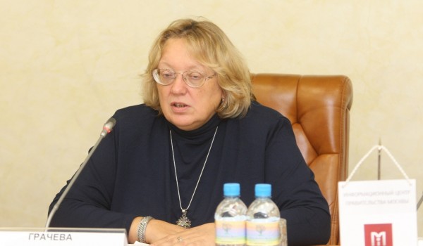 Зарабатывающая миллионы чиновница московской мэрии заявила, что смогла бы прожить на 13 тысяч рублей в месяц