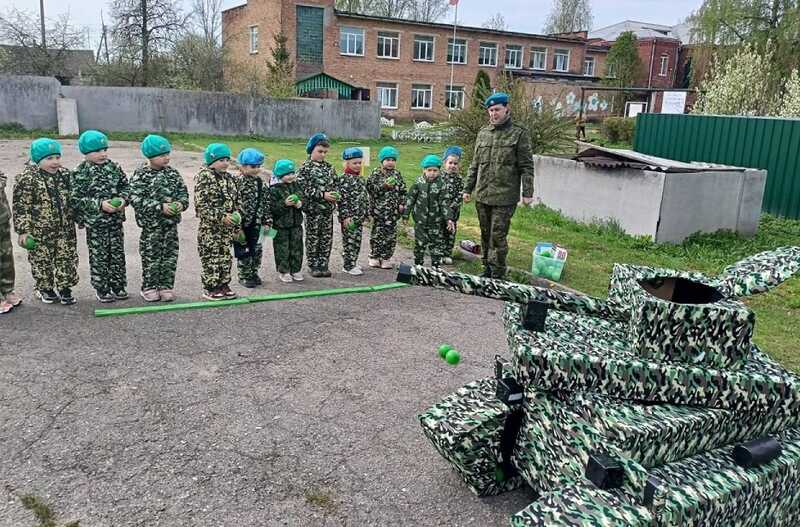 В Пскове в детском саду было введено военное положение