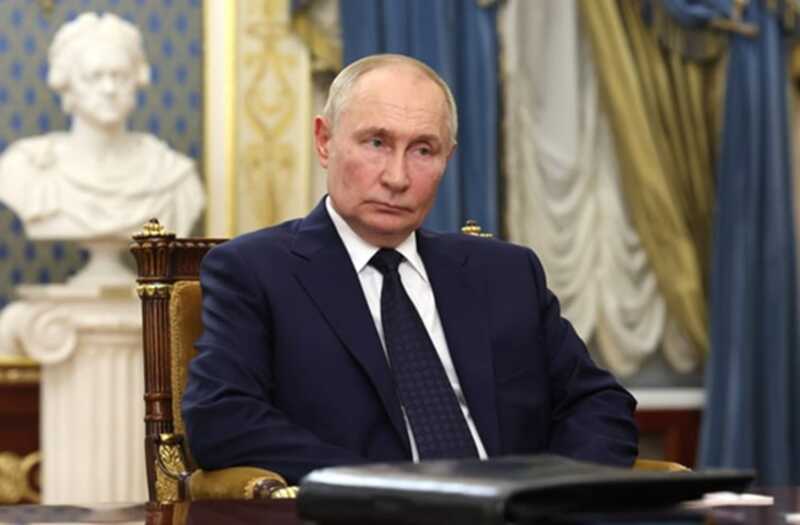 Путин выразил почтение Мелании Трамп