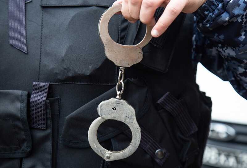 В Перми задержали сотрудников центра РУДН за помощь мигрантам в обход экзаменов