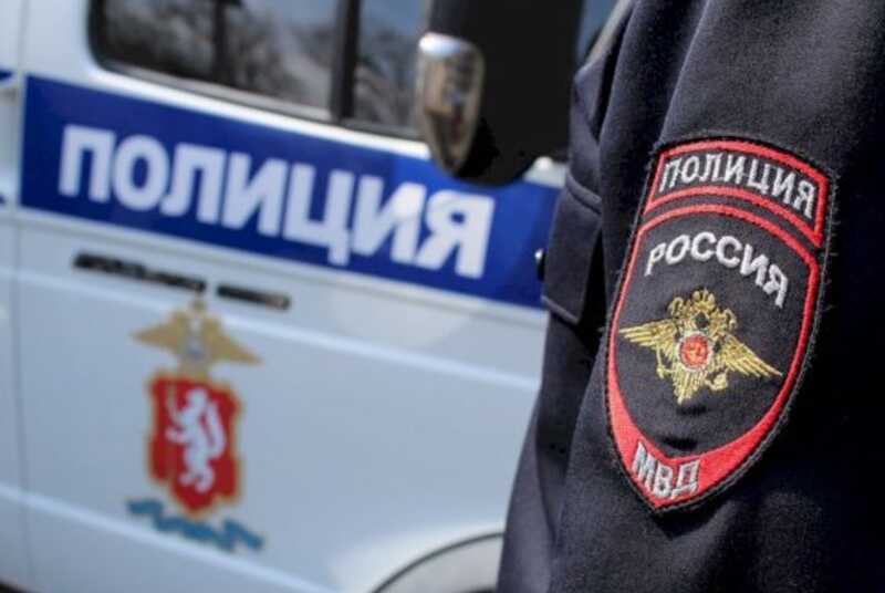 Следователи проверяют обстоятельства убийства девушки в Санкт-Петербурге
