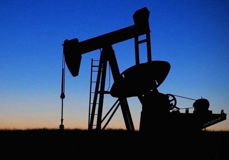 Европа требует ужесточить ценовые ограничения на нефть из России