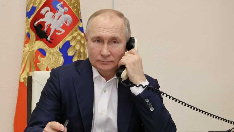 Владимир Путин и Си Цзиньпин провели телефонный разговор