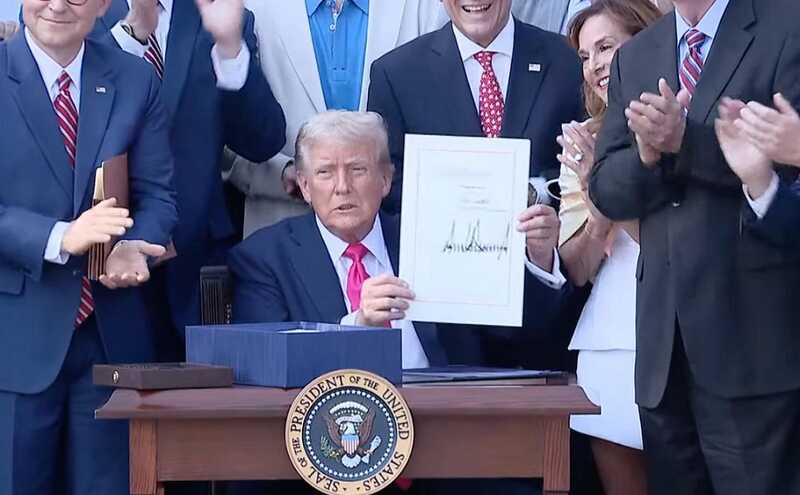 В Белом доме прошла церемония подписания «Big Beautiful Bill» Трамп Дональд