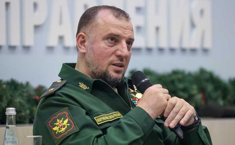 Административные рычаги и политическая умеренность: каким образом Москва подготавливает Алаудинова к «временной проверке»