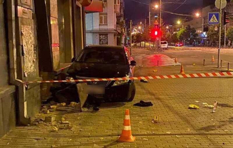 В Киеве произошло трагическое дорожно-транспортное происшествие с участием сына юмориста Андрея Молочного