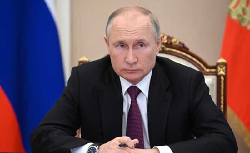 Путин провел ночную пресс-конференцию в Кремле