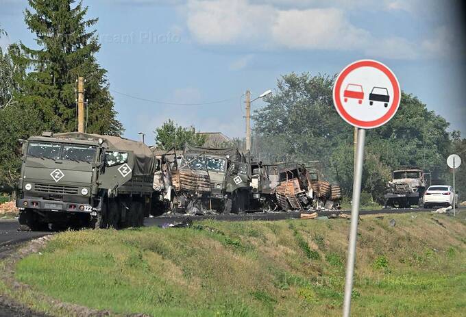 Опубликовано фото разрушенной российской колонны после удара HIMARS
