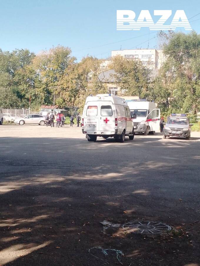 Челябинский школьник ранил троих одноклассников, одна девочка в реанимации qhtixdidziqkekmp
