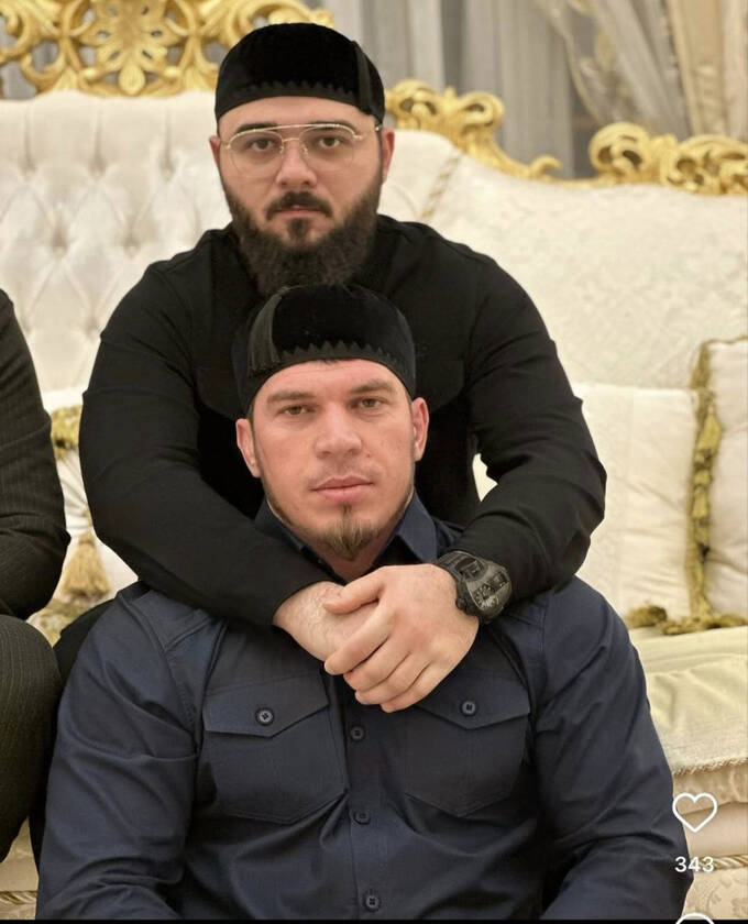 Хамзат Кадыров продемонстрировал часы за 32 миллиона рублей qeqidttiqqkiqqkkmp