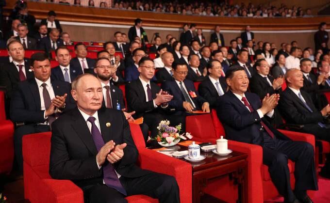 Как работают охранники Путина: зарплата, требования и секреты службы ФСО