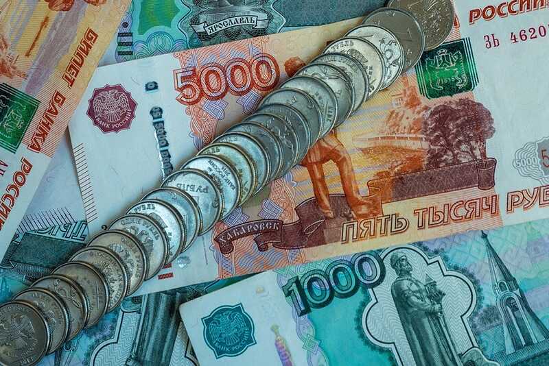 Российские власти могут отменить обязательную продажу валютной выручки